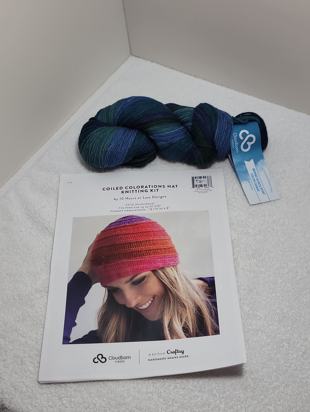 Craftsy Coiled Colorations Hat Knitting Kit - Blue Green Gradient - NWT - #36